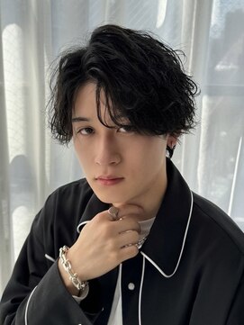 バース 梅田中崎町店(BIRTH) ツイストスパイラル/センターパート/