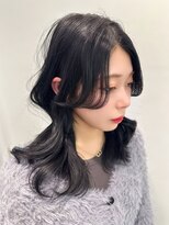 ユーフォリア 渋谷グランデ(Euphoria SHIBUYA GRANDE)&nbsp;センターパート　顔周りカット　透明感　アッシュカラー　艶感