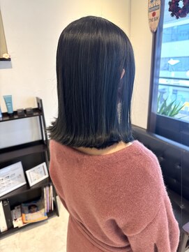 レオ(LEO) ぱっつん　ブルーカラー