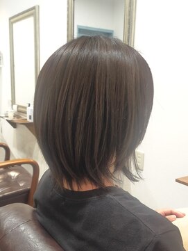 ヘアー グリーン(hair green) 30代40代50代/くせ毛カット/ウルフレイヤー