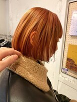 ルーム(Loom.)&nbsp;ハイトーンボブぱっつん前髪ボブミニボブ切りっぱなしボブ