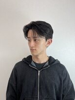 ステージ(STAGE)&nbsp;ダウンパーマ　センターパート　ニュアンスパーマ