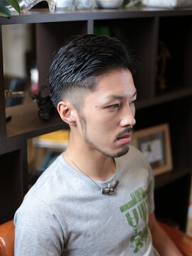 ガラスのくつ グラデーションフェード刈上げ7:3スタイル