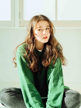 イングローブ 千葉ニュータウン中央店(Ingrove) パーマ風ロングヘア