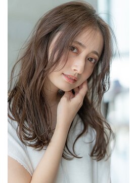 ドットハリス(.Hallis) 大人かわいい/小顔/ミディアムレイヤー/20代30代40代