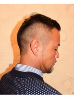 アクアマリン8810 ハチハチイチゼロ(AQUA MARINE 8810)&nbsp;ツーブロックマッシュアップバングコンマヘアスキンフェード