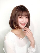 ボブウルフ外国人風カラーオリーブグレージュ透明感20代30代銀座
