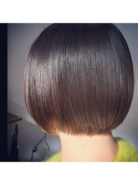 カジン(kajin) ミニマルショートボブ