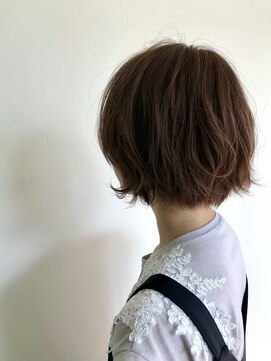 チフガーデンバイアール(Chif garden by R) 丸みショート