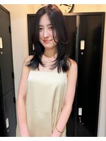 ローレン(LOREN) デザインカラー レイヤーカット ウェットヘア オリーブベージュ 