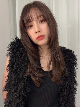 ソヨン 金山店(SOYON) 小顔/レイヤーカット/ロングレイヤー/ぱっつん前髪/ネビージュ