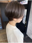 オリーブグレージュ　ハンサムショート