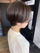 オー(oOo)&nbsp;オリーブグレージュ　ハンサムショート