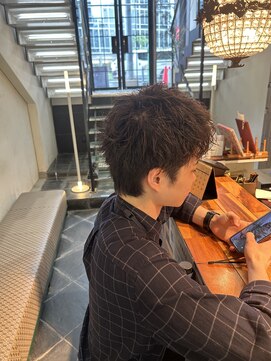 アース 天満橋店(HAIR & MAKE EARTH) 20代30代◎波巻きツイストスパイラルパーマ爽やかビジネス