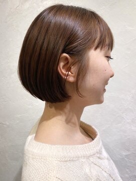 ミロア 薬院(miroa) 艶髪 髪質改善 20代 ショートボブ 丸みボブ ブラウンベージュ