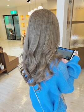 チェレ ブラン 堺東店(Chere brun) ダブルカラーミルクティーベージュ/ケアブリーチ/堺東美容室