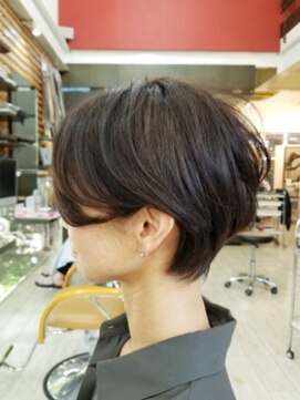 ヌードカラー(NUDE COLOR) 【NUDE　COLOR】大人可愛い丸いショート