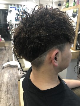 アレンジヘアー(aRe:nge HAIR) ラインツイスト