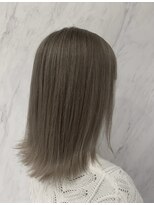 リー 京橋(Lee) グレージュカラー 山下志穂