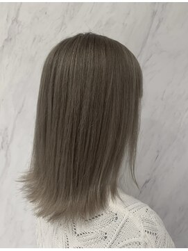 リー 京橋(Lee) グレージュカラー 山下志穂