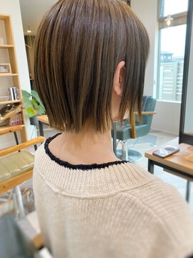 コムシュブー(Comme Cheveux) 【Comme Cheveux】ぱつっとショートボブ☆/東（アズマ ）