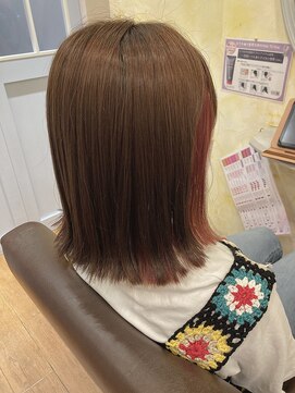 ラ ブリエ 成田公津の杜(La briller) きりっぱなしボブ×インナーピンク