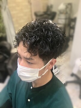 ヘアーメイク S&I ツーブロック/スパイラルパーマ