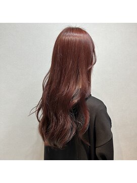 イーチエフ(each f.) 【山田紗羅】ブリーチなしぴんくヘア