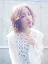 ジェニーバイメノン(JENNIE by Menon)&nbsp;アッシュブラウン　小顔　外ハネボブ