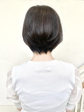 モリオ フロム ロンドン 成増店 【morio成増/一戸】黒髪大人かわいいくびれショートボブ