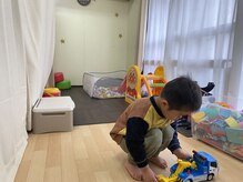 スクサマー サニー(Suksma Sunny)の雰囲気（広いキッズスペース♪おもちゃいっぱい！（無料））