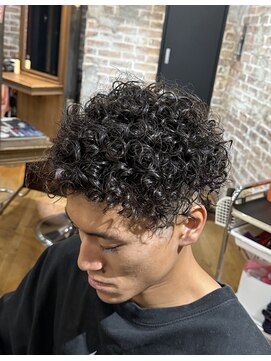 ソーエン クローバー バイ ヘッドライト 札幌大通店(soen clover by HEADLIGHT) ハードスパイラルパーマ