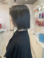 フェイバリットビューティシャルム(Favorite Beauty Charme)&nbsp;切りっぱなしボブ×暗髪カラー