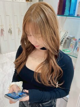 【MONA】ミルクティーベージュ/ブリーチ/ハイトーン