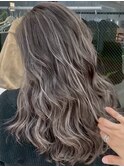 r37 ハイライト白髪白髪ぼかしレイヤーカットバレイヤージュ