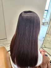 酸性ストレート剤を使って美髪矯正★アフターケアで酸熱トリートメントオススメ！