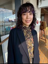 フィルム(FiLMs) 柔らかパーマ/ミディアム/レイヤーカット