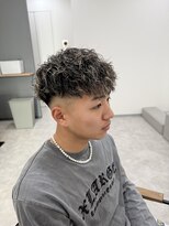 グニー(gunii)&nbsp;ツイストスパイラルパーマ