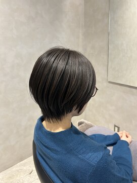 トキ(toki) ショート×暗髪カラー