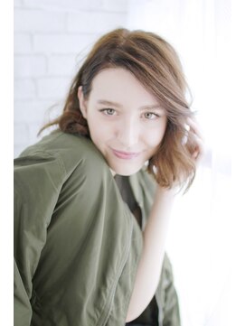 トレス プラス エヌ(TRESS+n) 20代30代40代 大人クールなかきあげロブ【堅田】