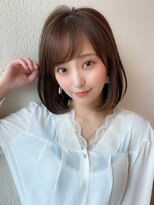 アフロート ディル(AFLOAT D'L)&nbsp;20代30代40代大人かわいい小顔ボブ ひし形シルエット グレージュ