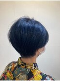 ショート×ネイビーカラー