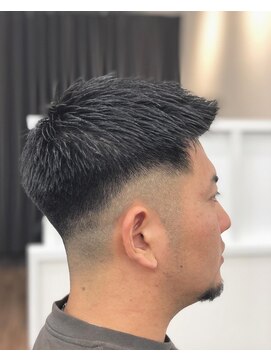 スカイ イケダ(Sky ikeda) スキンフェード/クロップ