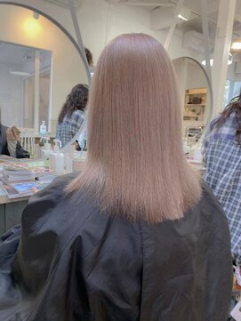 ログ オモテサンドウ(L.O.G OMOTESANDO) 『 ケアブリーチ 』ペールベージュ 10代20代 表参道