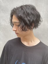 《*ヘアデザイン紹介*》流行のスタイルで、今よりも垢抜けた印象に＊[町田/メンズカット/メンズパーマ]