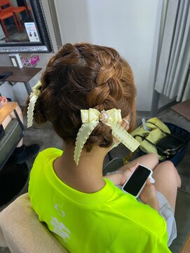 リエラ 新宿(RIERA) ヘアセット/ヘアメイク/巻きおろし/逆毛/卒業式[新宿/新宿駅]