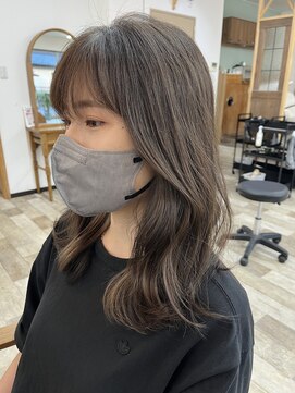 クート アンド シー 東川口(kuto and C) ヨシンモリ×イルミナカラー