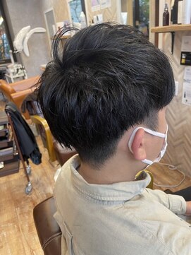 ラキ(Laki) ベリーショート