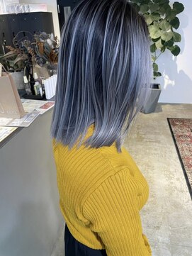 メリー オオサカ(Merly Osaka) 色落ちも綺麗で安心！寒色バレイヤージュ_silver blue_