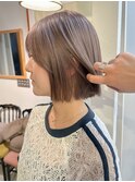 ミニボブミルクティーベージュ切りっぱなしボブラベンダー